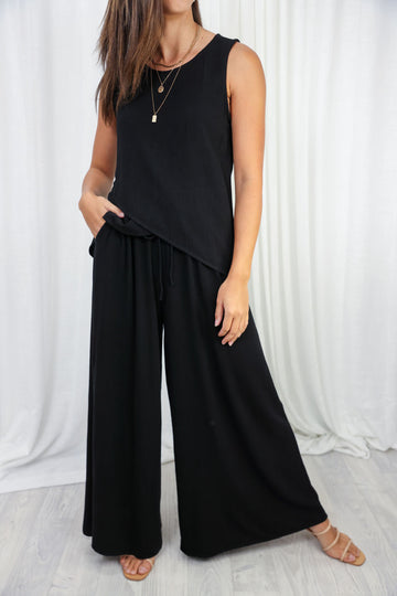 Black: kym