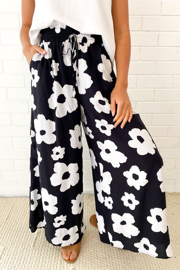 Black Floral: kym