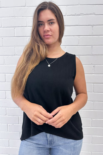 Black: maria
