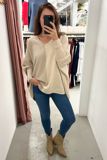 Beige: julie