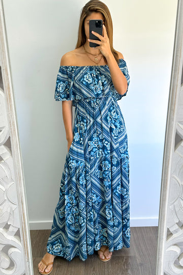 Blue Tile: kym