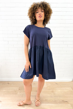 Navy: rosaline