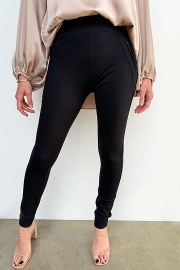 Black: izzy