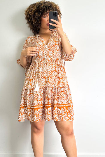 Tan White: rosaline