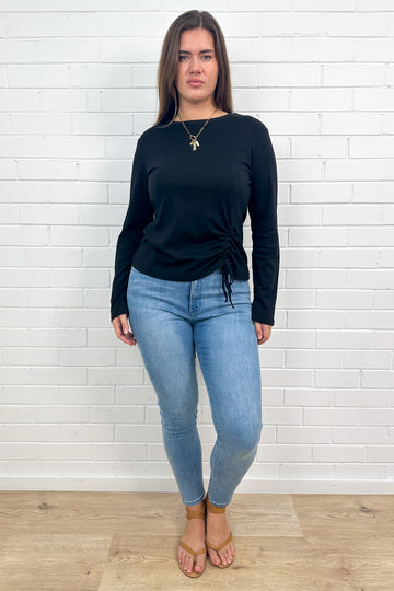 Black: maria
