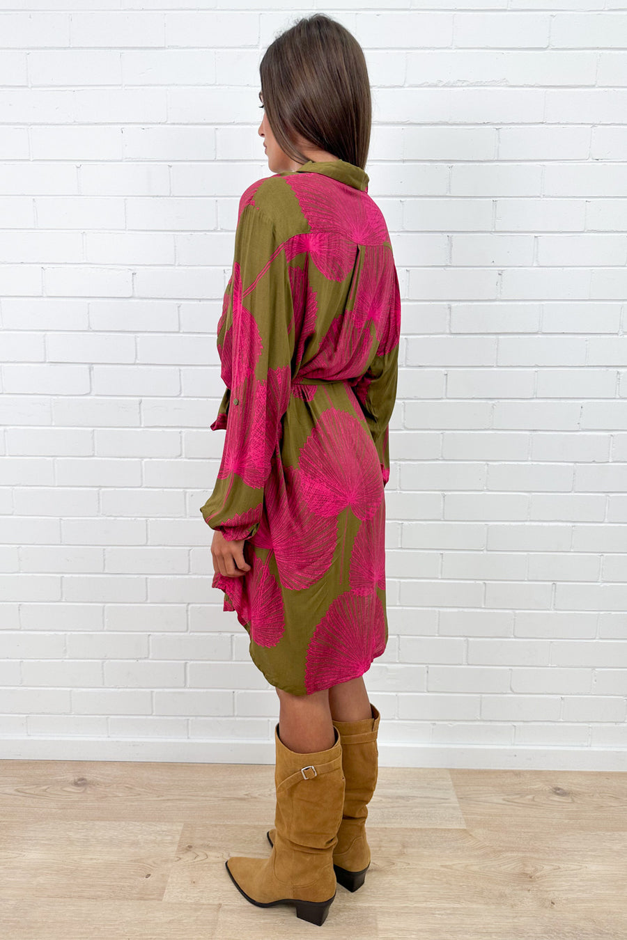Olive Pink Palm