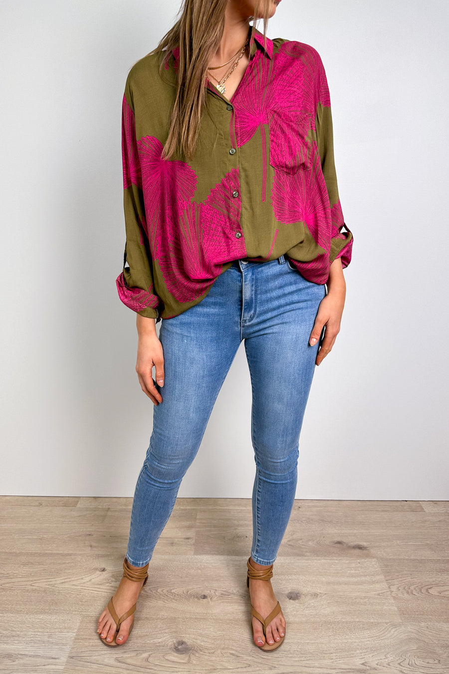 Olive Pink Palm