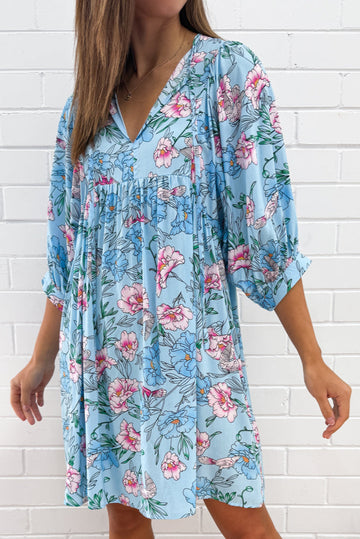 Sky Blue Floral: kym