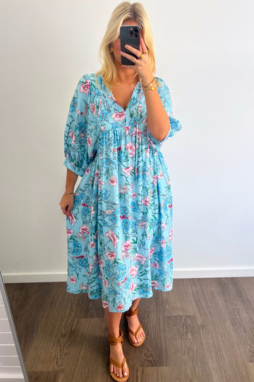 Sky Blue Floral: beth