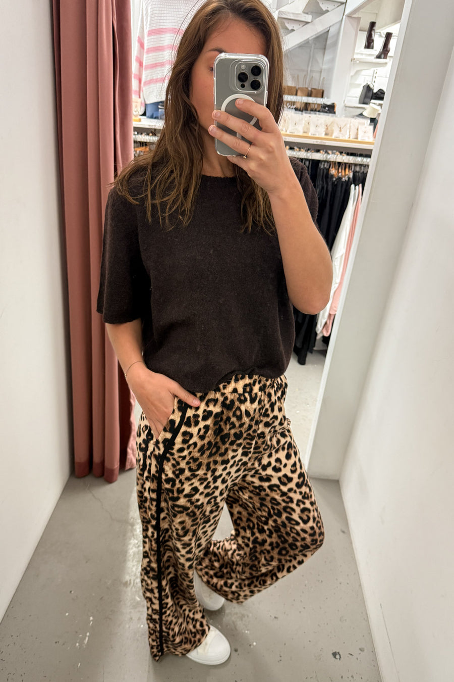 Leopard Black