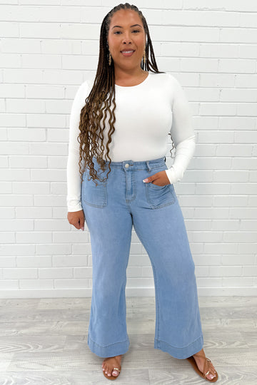 Light Denim: jada