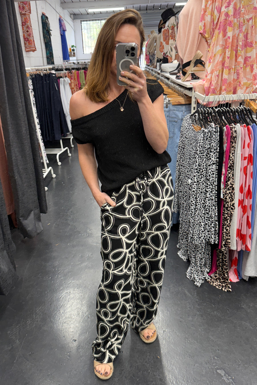Black White Swirl