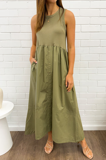 Khaki: kym