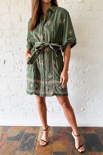 Green: kym