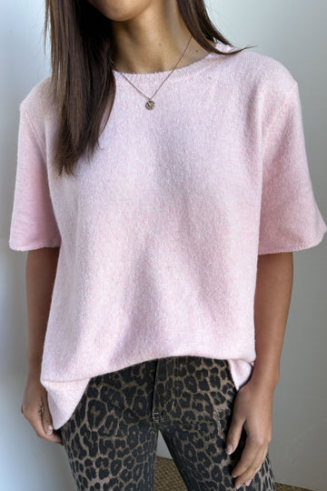 Pink: kym