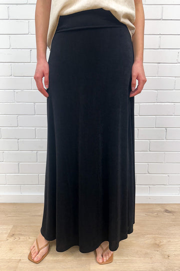 Black: mia