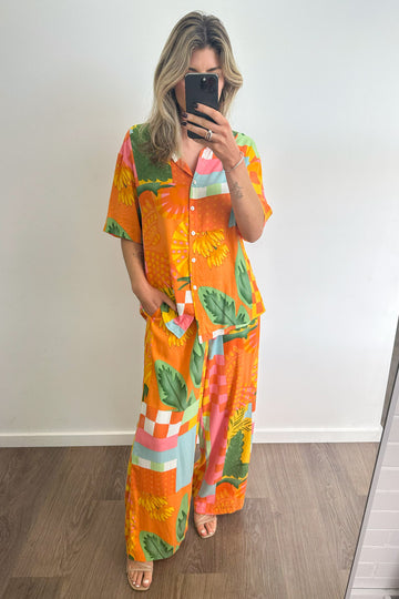 Tangerine Leaf Multi: izzy