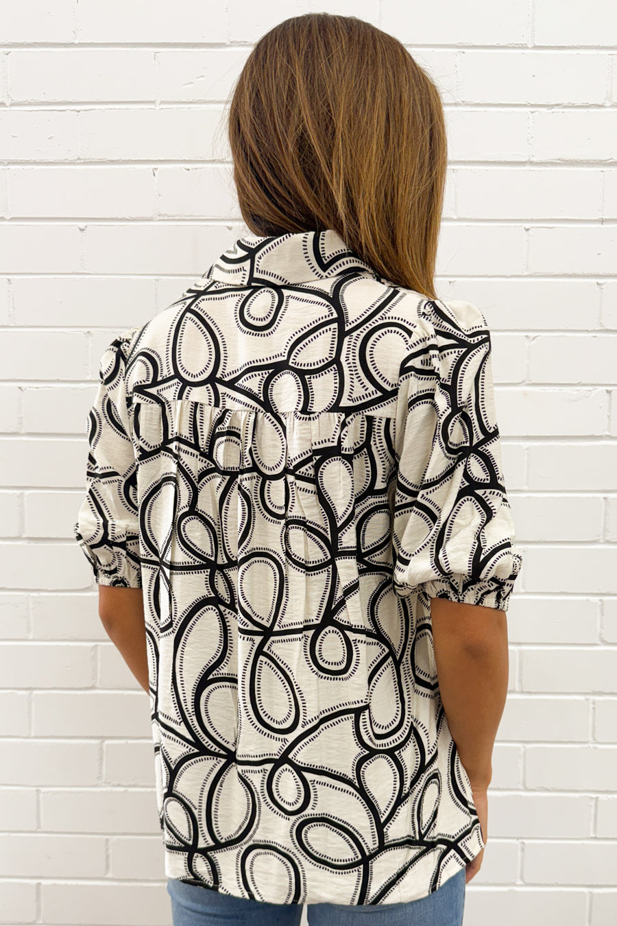White Black Swirl