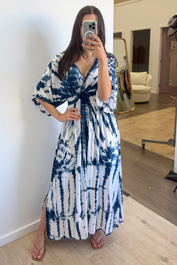 Navy White: alannah