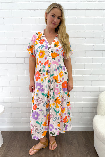 Cream Purple Flower: ebba