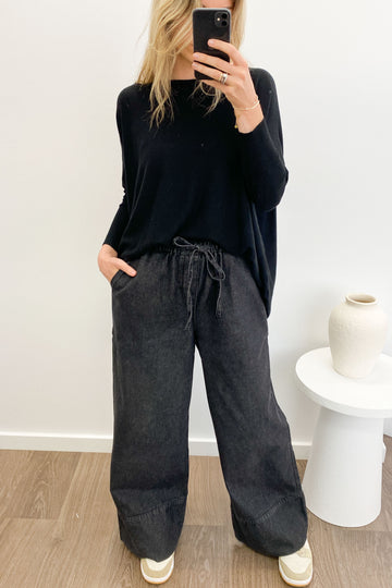 Black Denim: izzy