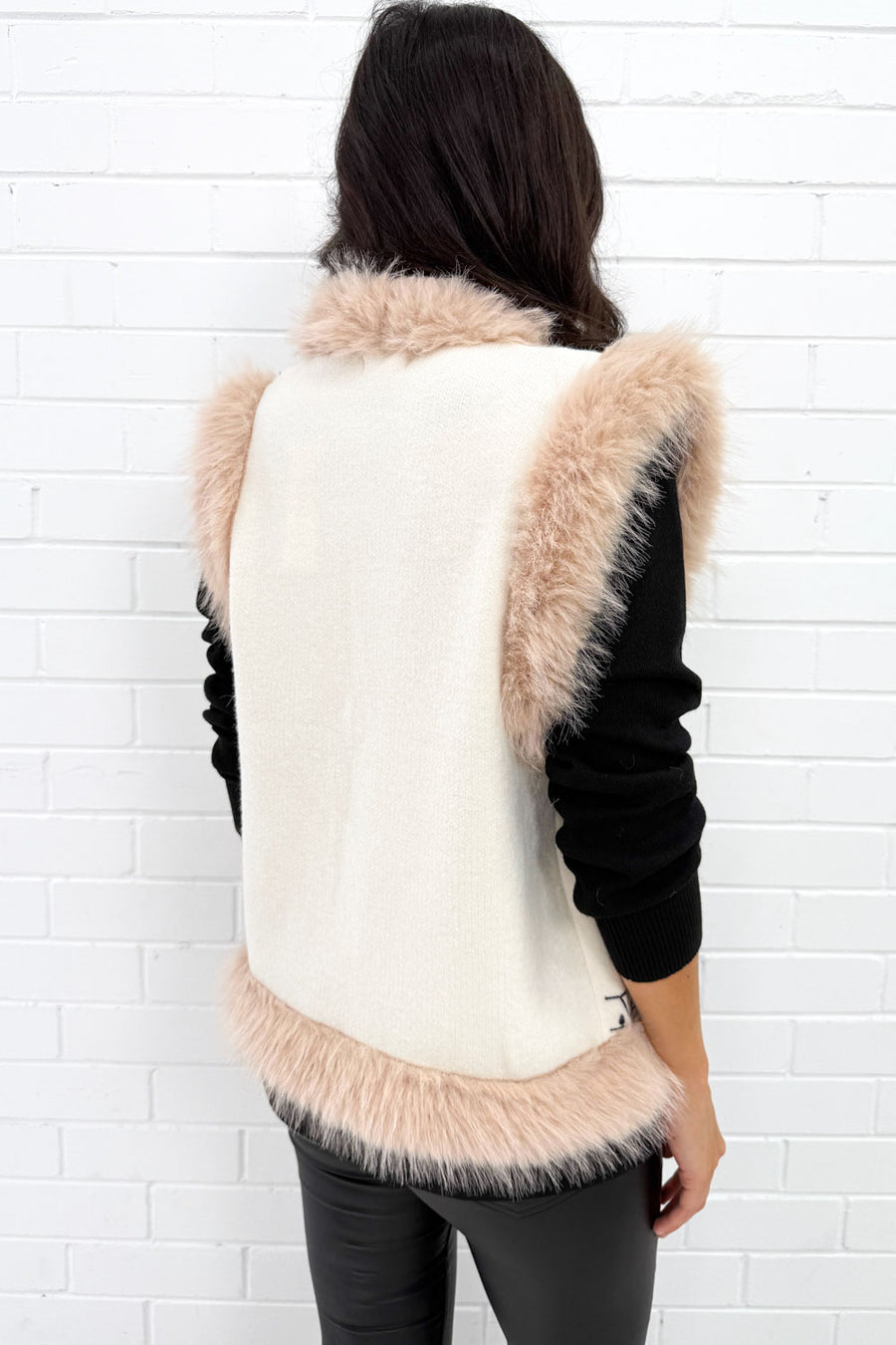 Cream Black