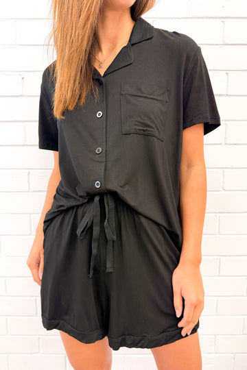 Black: kym