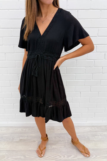 Black: kym
