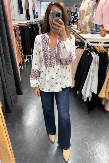 Maroon: julie