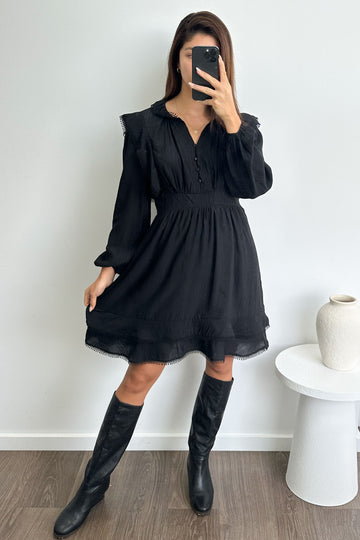 Black: kym