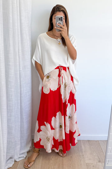 Red Cream Flower: kym