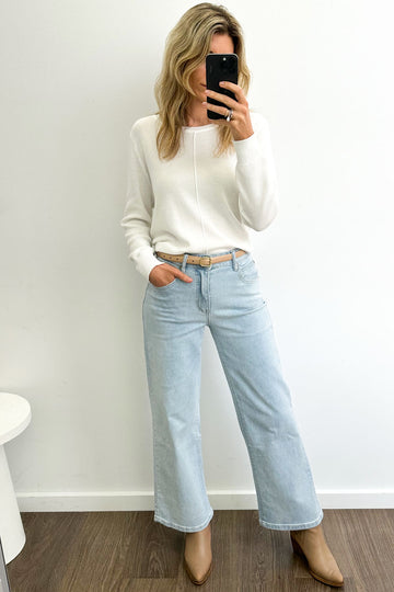 Light Denim: izzy