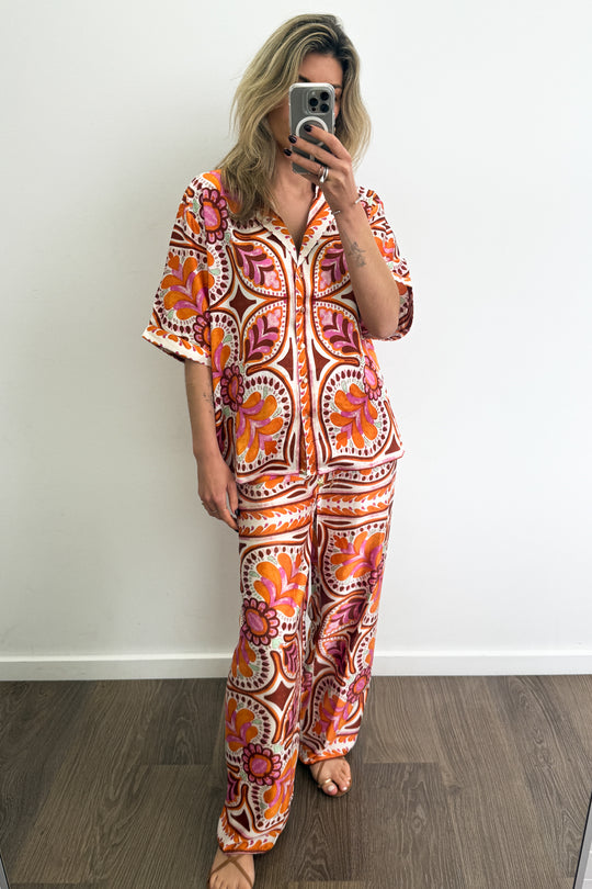 Pink Orange Multi: izzy