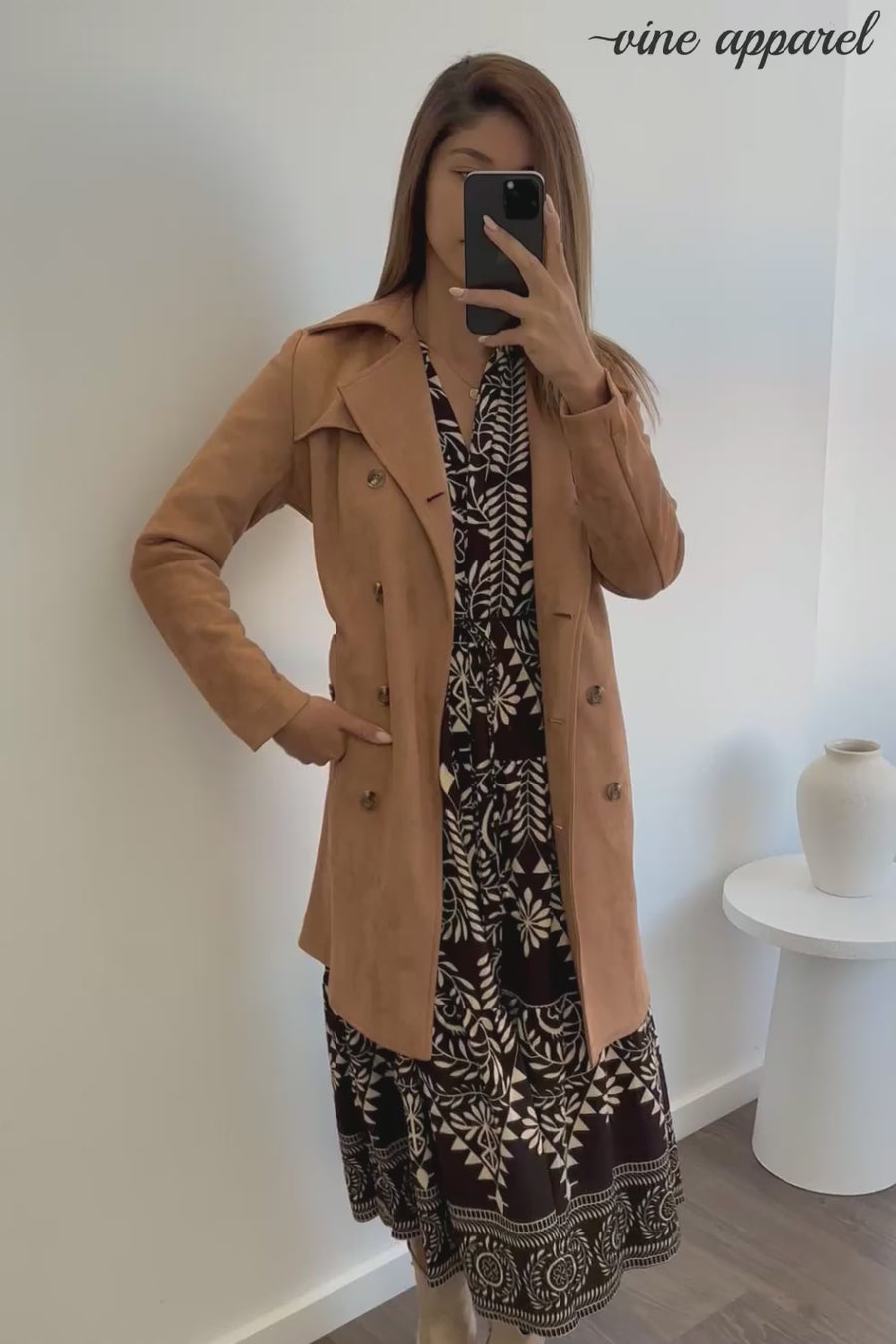 Chocolate Beige Border