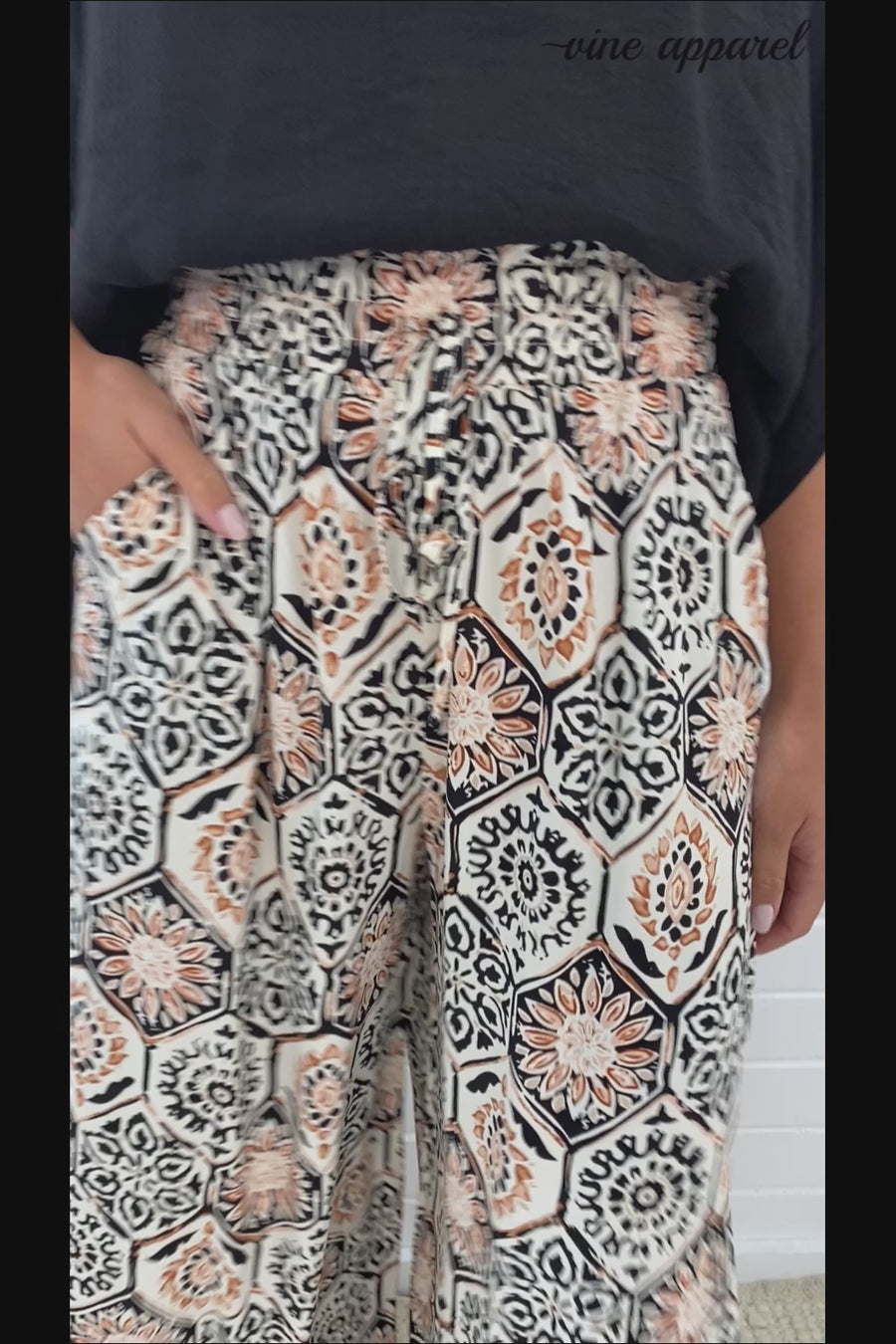 Black Rust Paisley