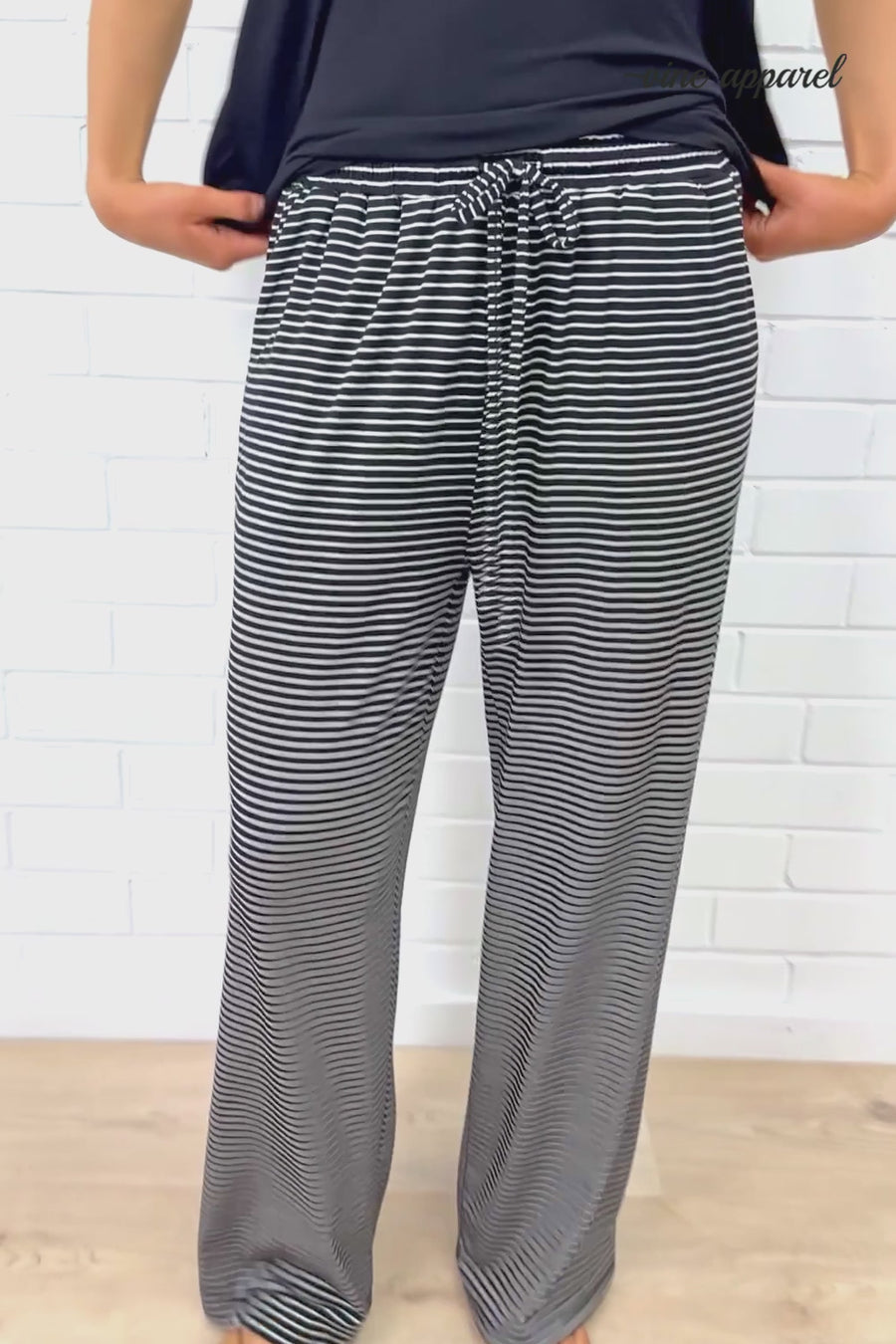 Black White Stripe
