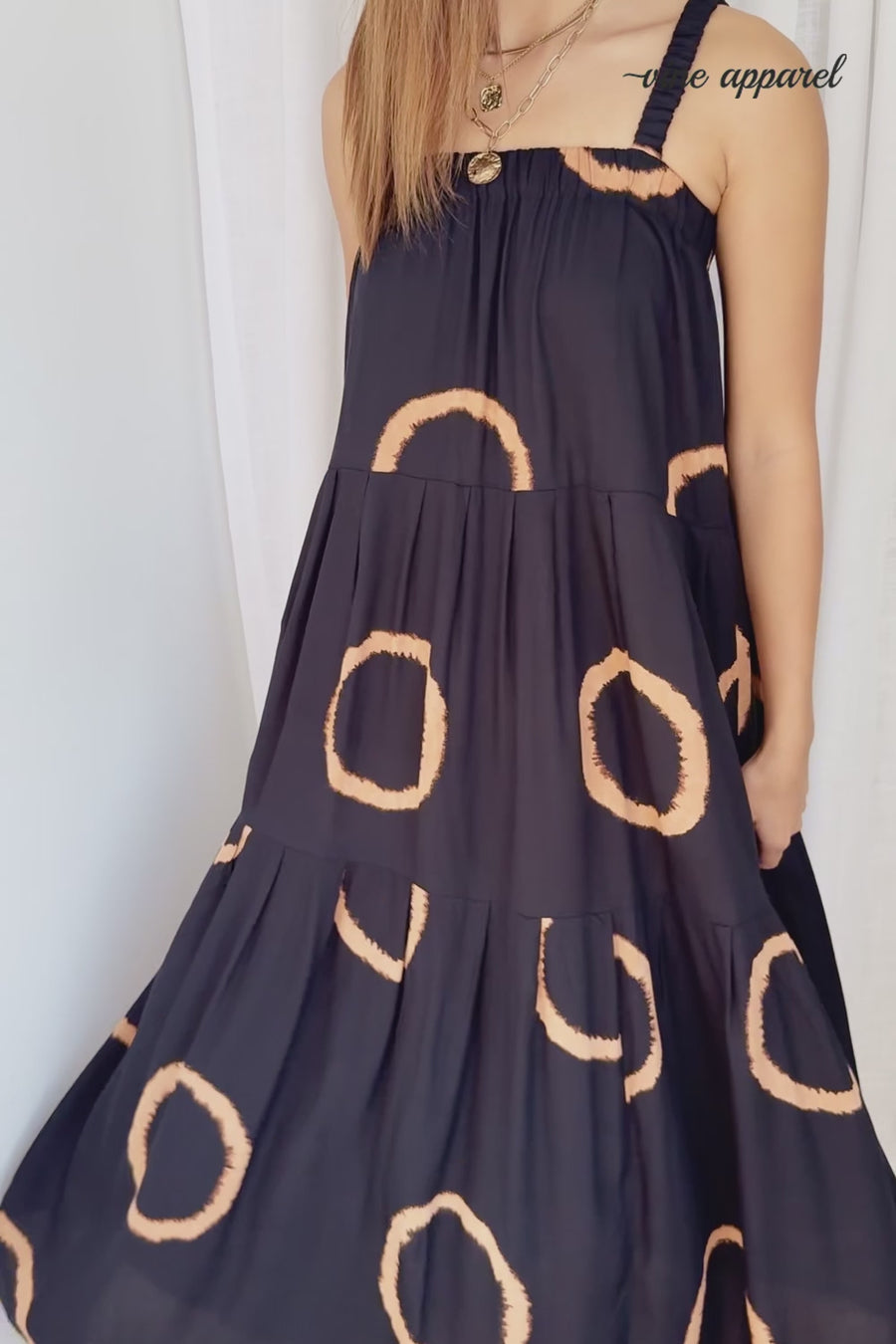 Black Circle Print