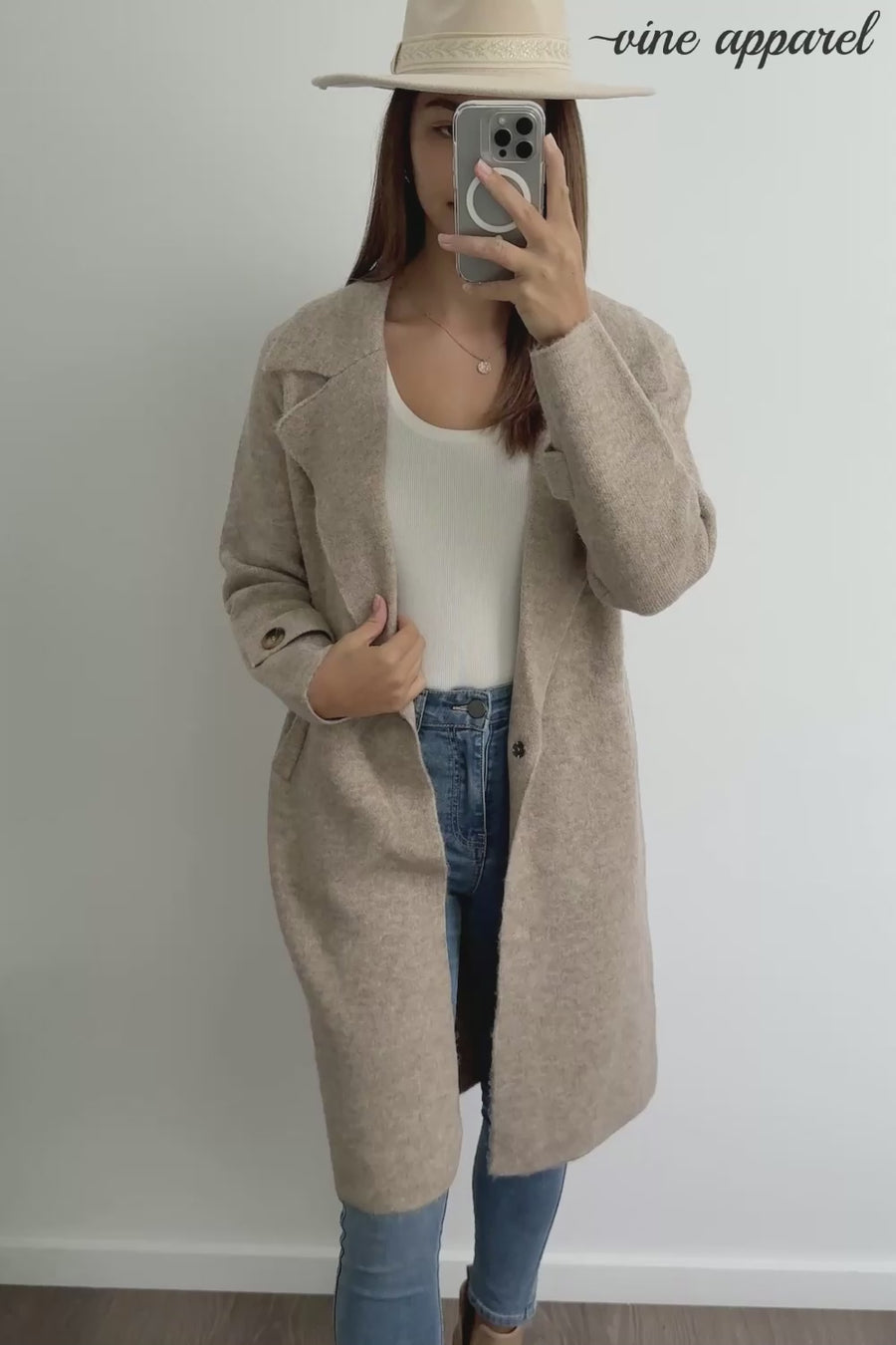 Taupe