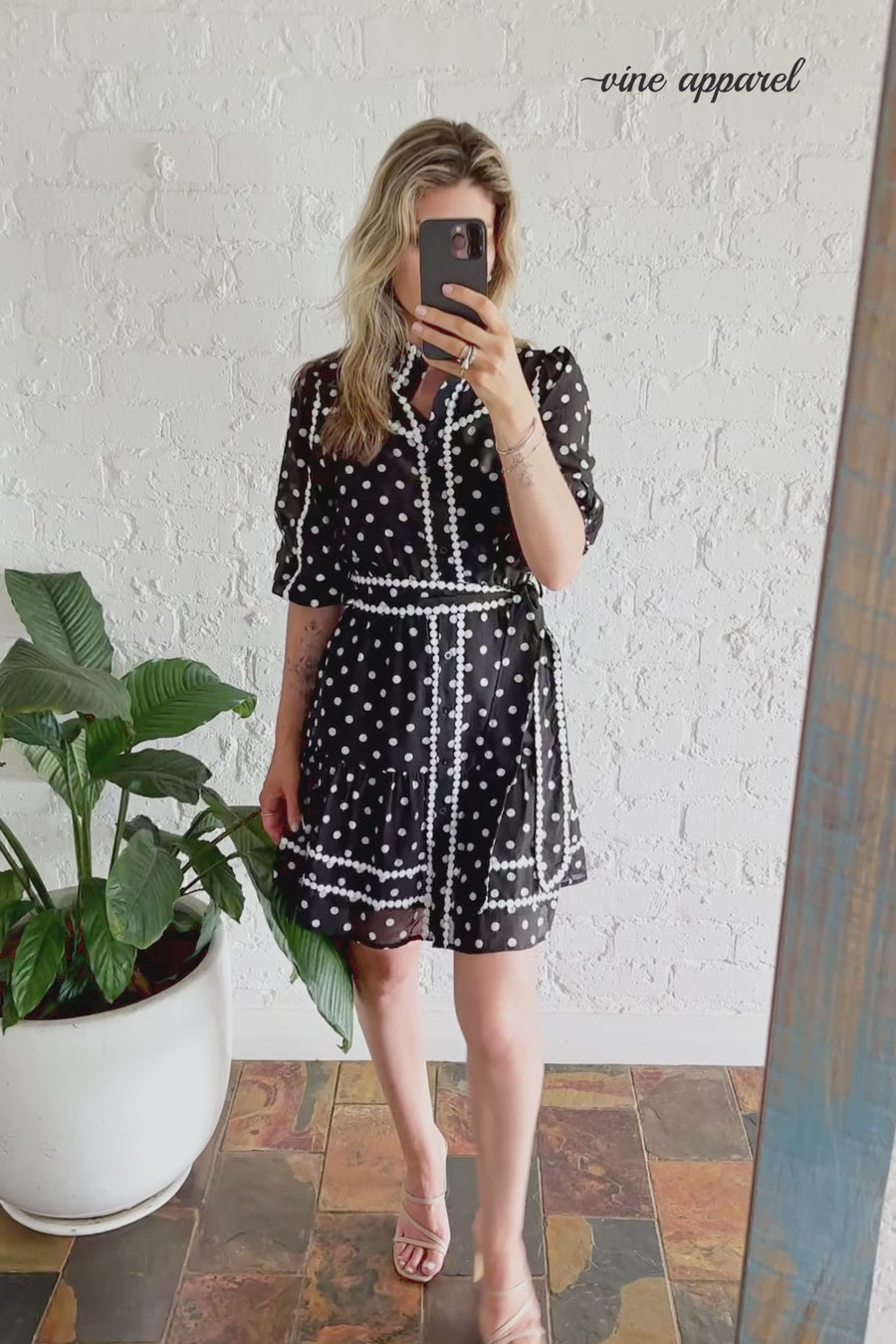 Black White Spot